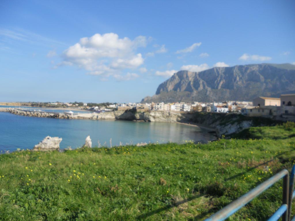 Case Vacanze Terra Sinus Terrasini Exterior photo